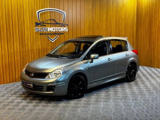 NISSAN TIIDA 1.8 SL 16V FLEX 4P MANUAL